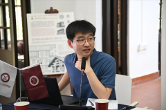 论文将这些理论探趋势描绘为一种可称做“超越